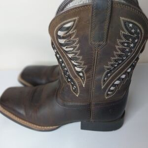 ARIAT Men's Size  5.5 Brown Mesh Hat Toe Western boots